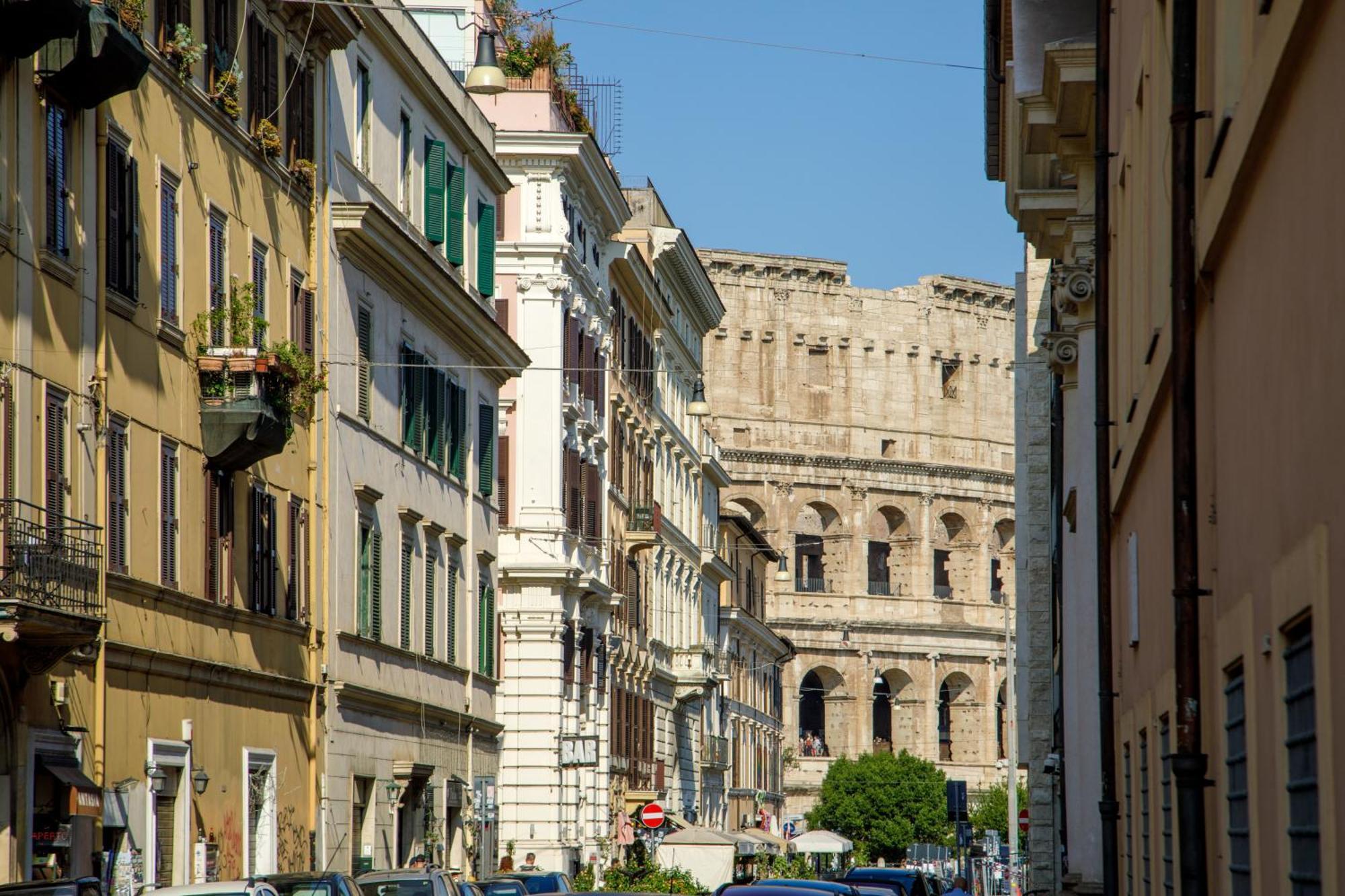 Rome For Two — Photos 3